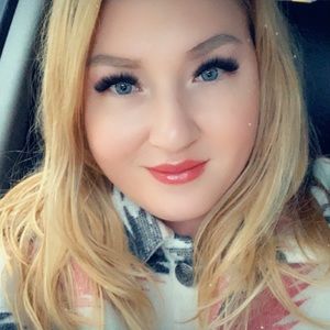 Meet your Posher, Elisha